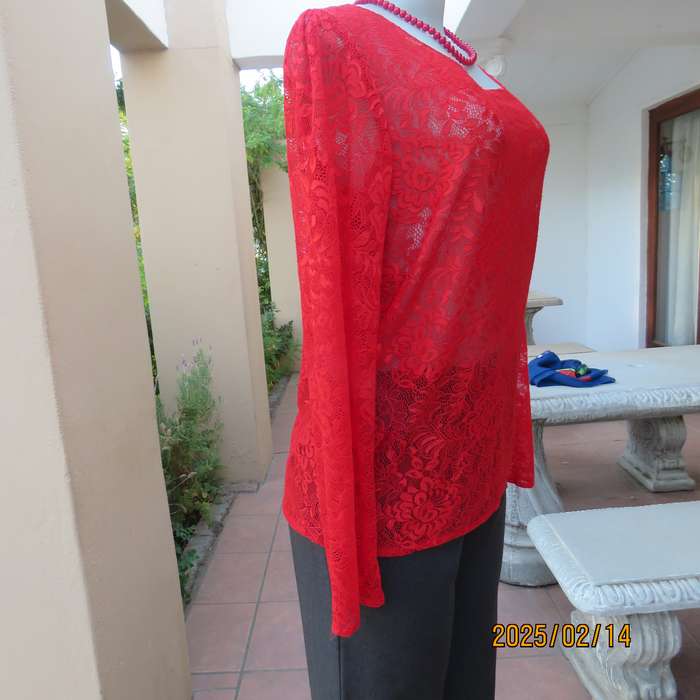 Boutique made postbox red long sleeve acrylic lace scooped neck slip over top. Size 36. As new
