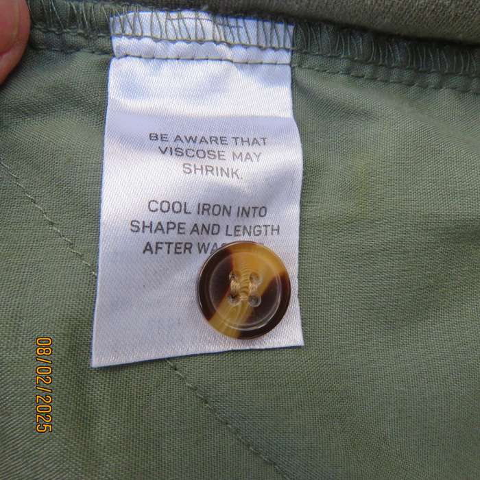REAL Fresh moss green linen-viscose straight legged pants. Size 38.