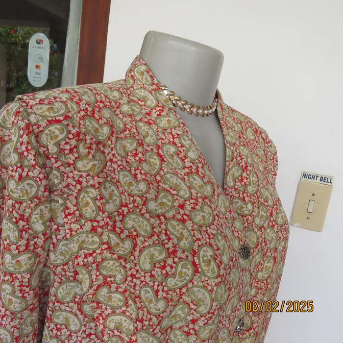 Boutique made silky polyester short sleeve jacket-top. Paisley print. Size 42