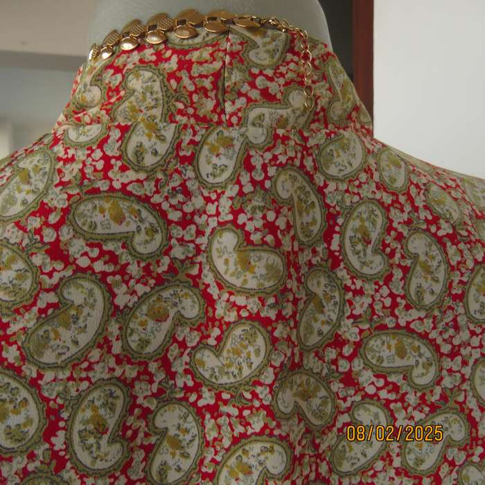 Boutique made silky polyester short sleeve jacket-top. Paisley print. Size 42