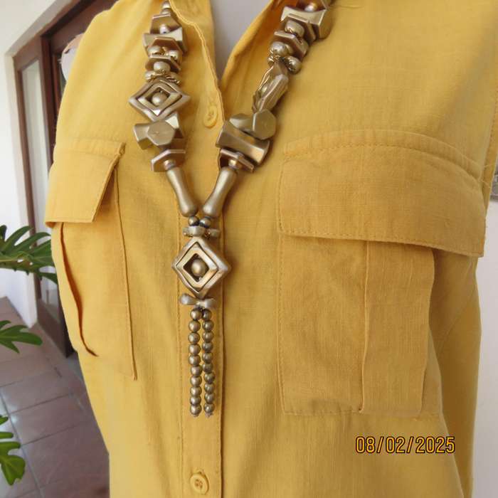 Amber yellow sleeveless cotton button down size 34 top. Shirt collar