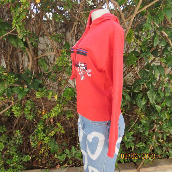 NEW LOOK crimson red hooded top with drawstring. Size 36. Warm inner.