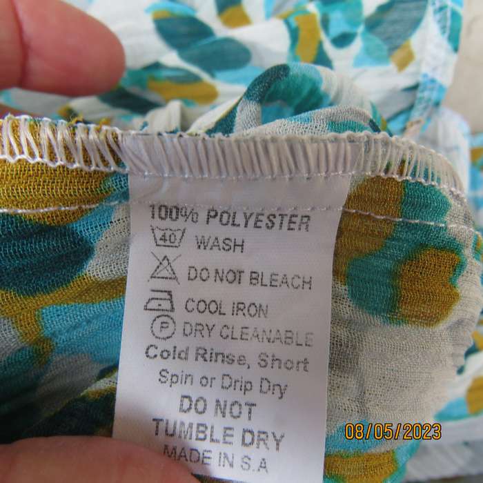 SACHEL white polyester short sleeve top with graphic gold-jade-grey print. Size 36