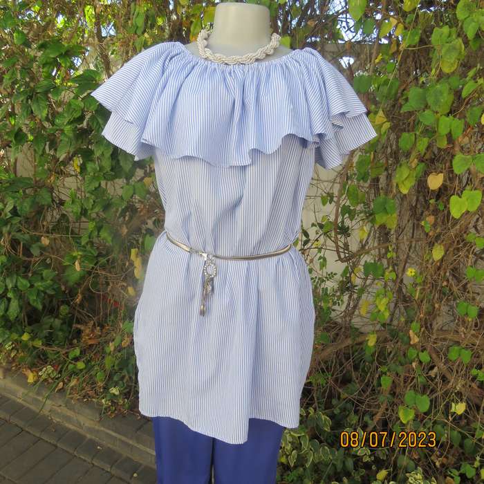 NEW ANN blue-white vertical striped polycotton slip over top size 44. Wide round collar