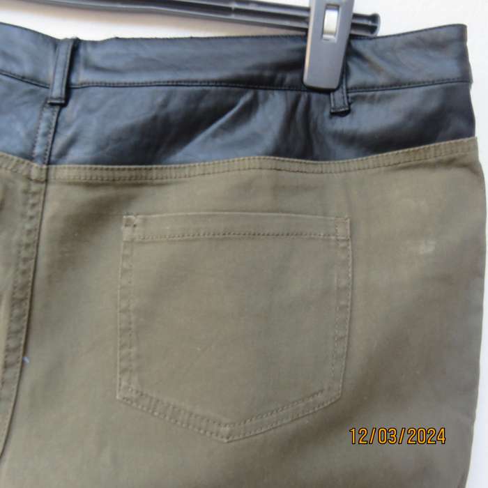 KELSO dark olive green skinny pants size 42 with black faux leather waistband.