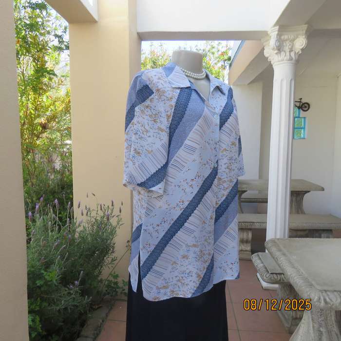 BASICS short sleeve diagonal pattern stripe top in blue-gold and white. Size 38