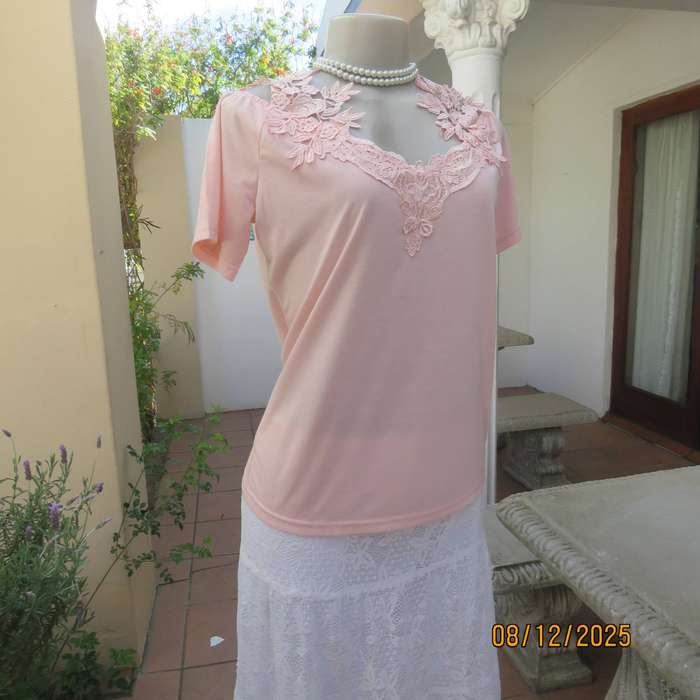 SHEILAY uk cloudy peach slip over top. Lace shoulder straps and front decoration. Size 36