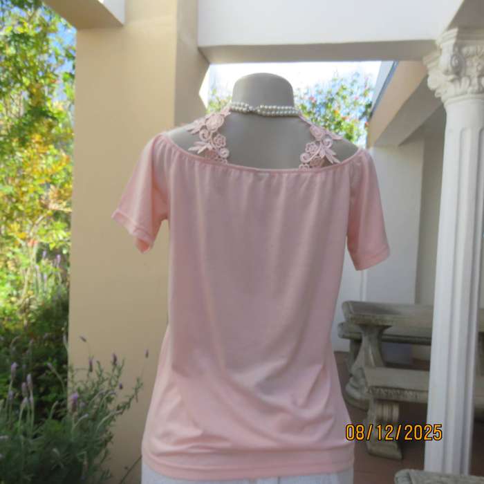 SHEILAY uk cloudy peach slip over top. Lace shoulder straps and front decoration. Size 36