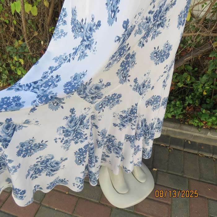 INSPIRE white-blue slip over cotton-viscose sleeveless kick-out style dress size 42.