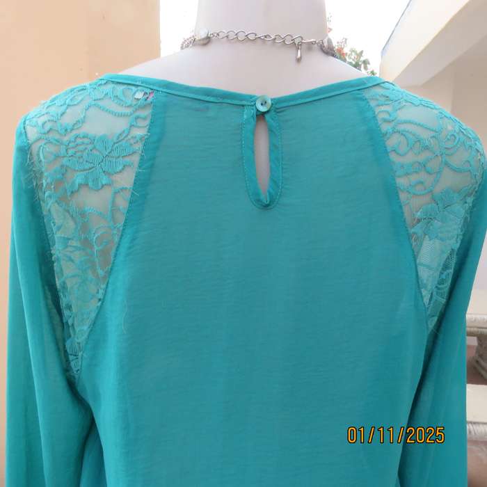 SUPERSTAR jade colour polyester long cuffed sleeve top. With acrylic lace inlays. Size 35-11. As new