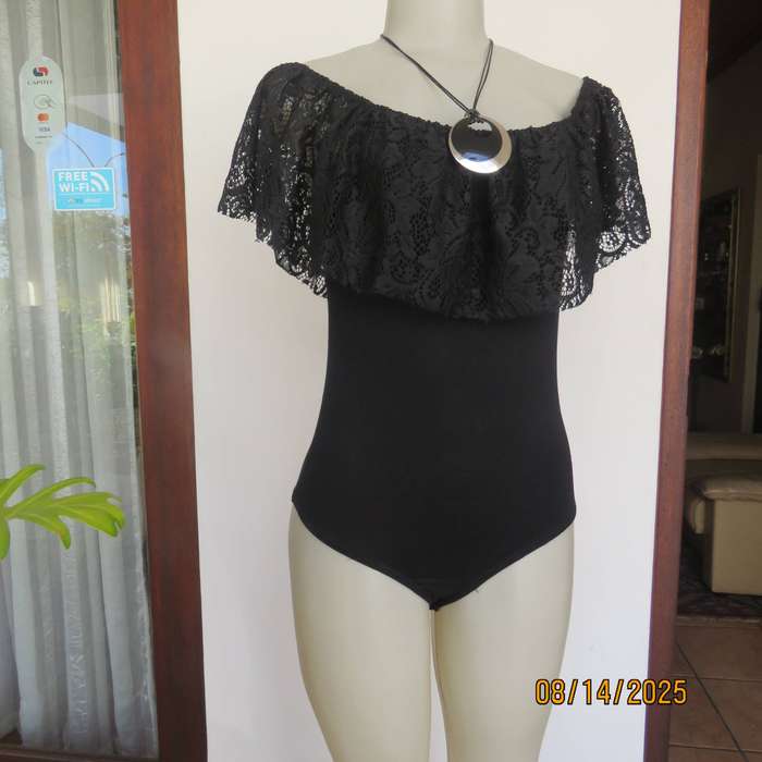 Black stretch viscose body shirt with wide polyester lace collar. Size 36