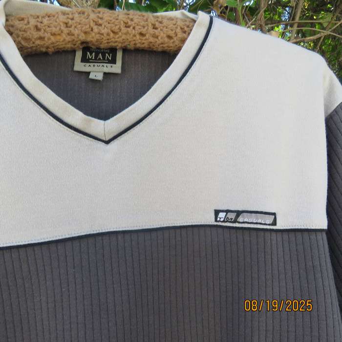 TRUWORTHS Man anchor grey short sleeve T shirt. Silvergrey yoke. Size medium.