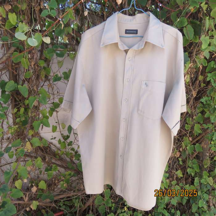 WOOLWORTHS dark beige short sleeve pure cotton men's shirt size large.
