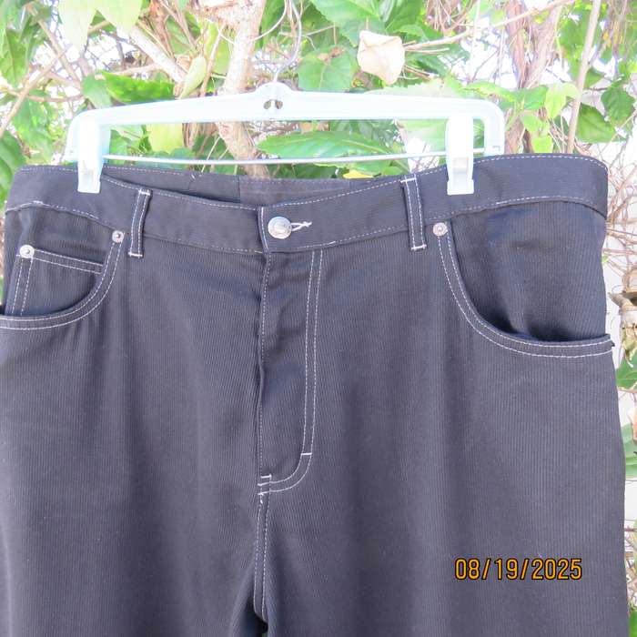 TRUWORTHS man black corded cotton casual pants size 36. White stitching.