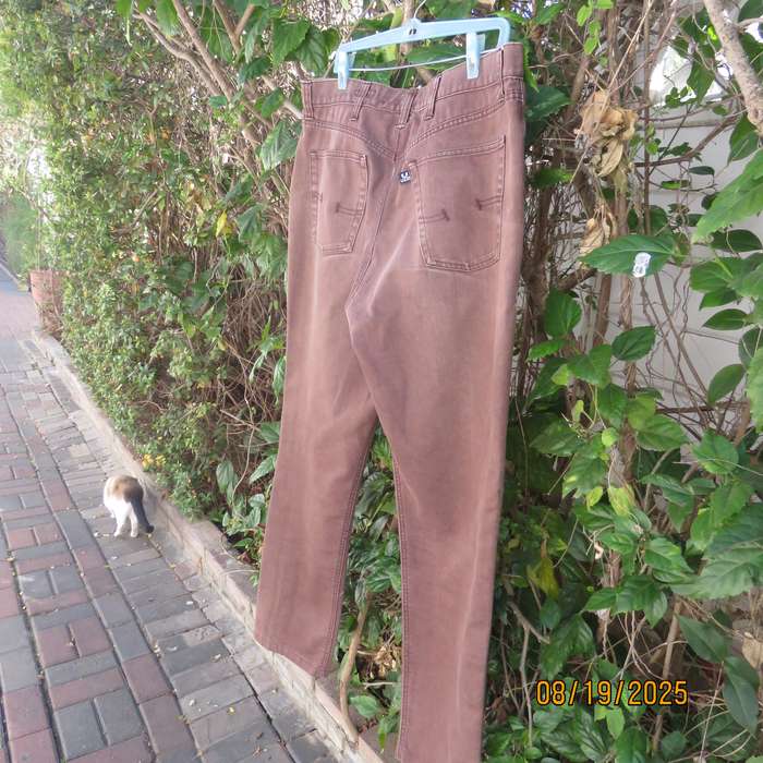 UZZI slim golden brown jeans in size 36. Italian fabric. Used a lot.