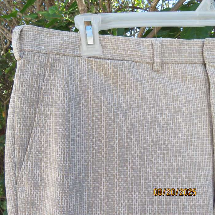 SERVUS beige-white fine check stretch polyester men's pants size 40.
