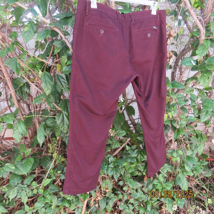 Dark maroon polycotton chino tailored pants size 36. Pockets back-sides.