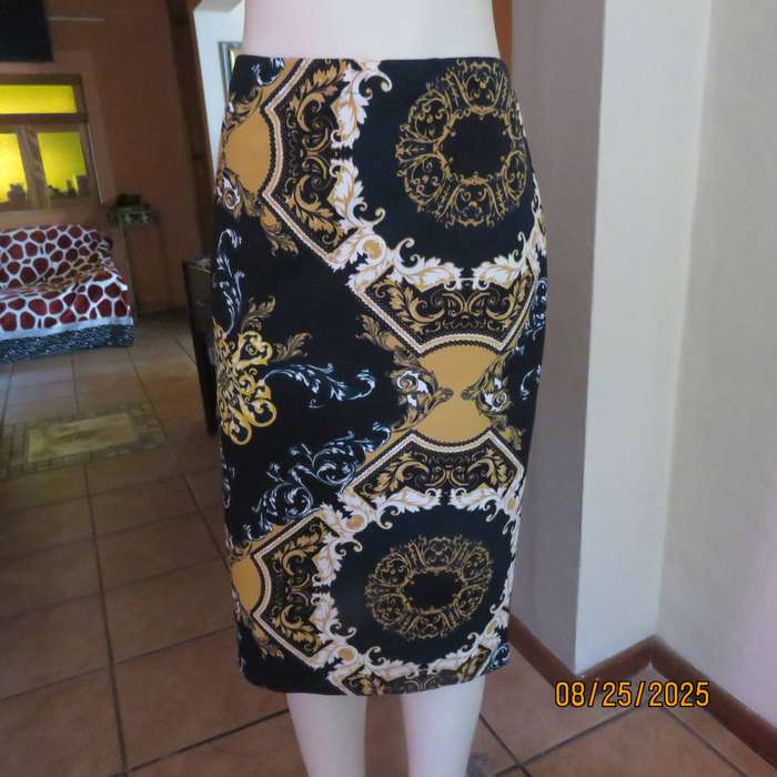 JUDY'S Pride baroque printed bodycon stretch polyester skirt in black-mustard-white. Size 42