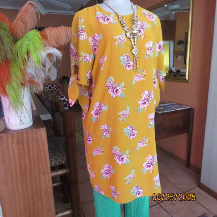 EDITION amber yellow long rayon slip over top size 36. Short sleeves. Pink posies.