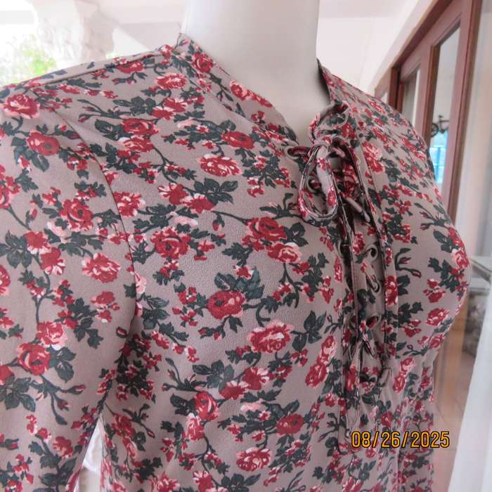 ONLY long fully lined stretch polyester mouse grey with red-green flowers. Size 32