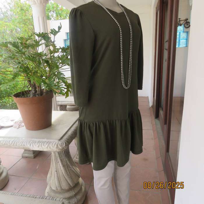 INWEAR slip over seaweed green woven stretch polyester top-dress. Size 34