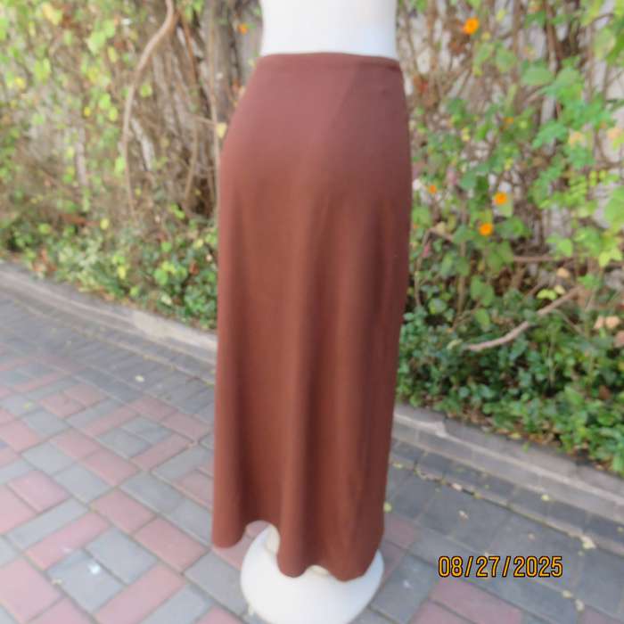 FOSHINI golden brown maxi viscose skirt with 6 button closure at side. Size 38