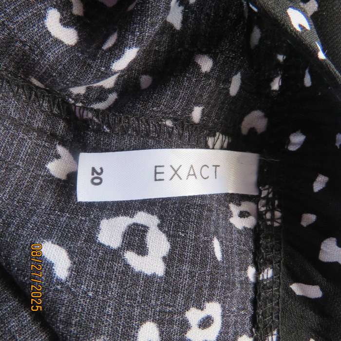 EXACT black-white tiered long sleeve polyester dress size 44-20