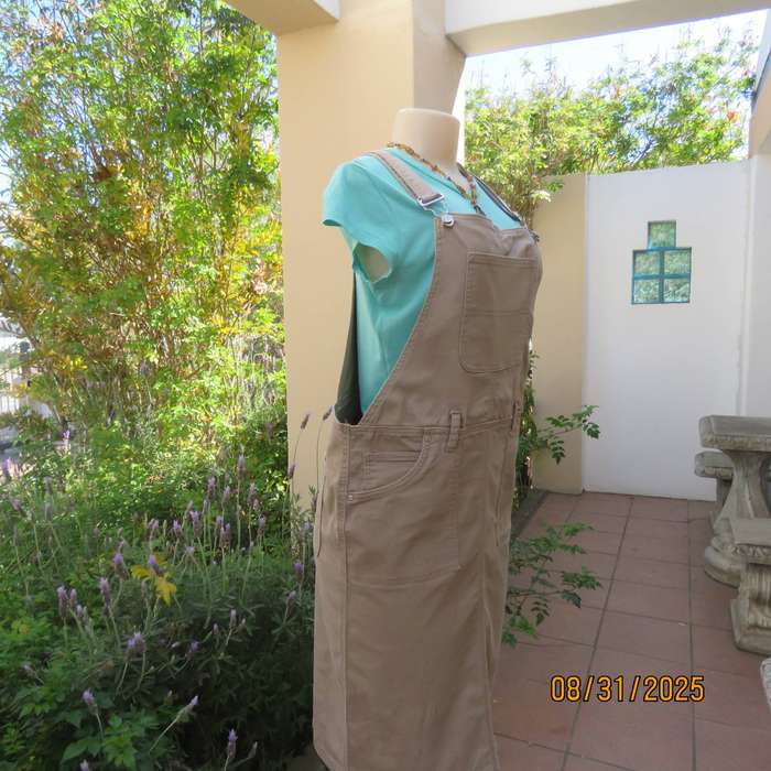 OUTBACK Red dark beige stretch cotton skirt with bibs and straps. Size 38