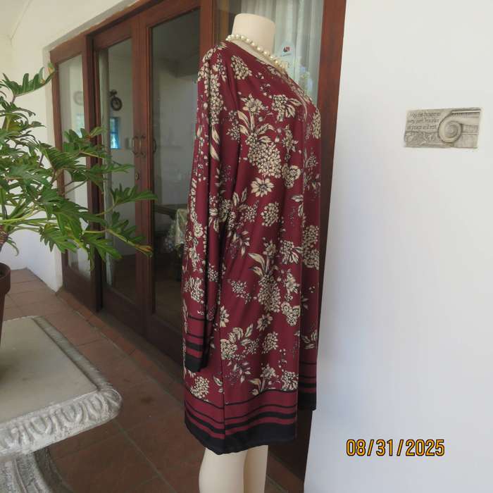 REAL Woman shift dress-long top in maroon-cream floral stretch polyester. Size 42