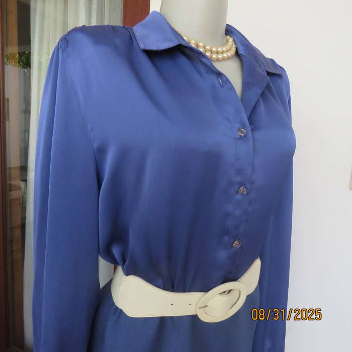 RETUS 2 pc dress and jacket outfit in glaucous blue. Button down jacket. Size 42