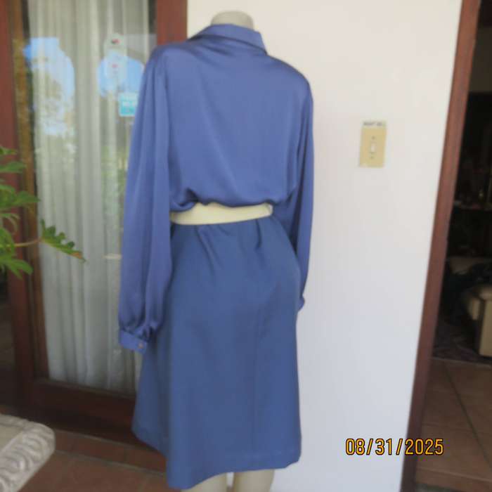 RETUS 2 pc dress and jacket outfit in glaucous blue. Button down jacket. Size 42