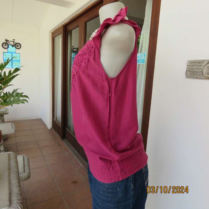 High quality Magenta pink lace front top with small frilled sleeves.Size 34/10 by `LTD WOMAN`.