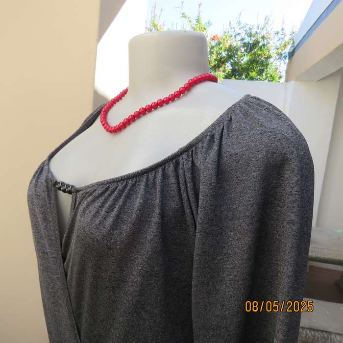 KARA mottled grey stretch polyester long sleeve fold over top. Size 36.