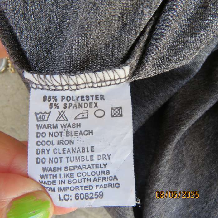 KARA mottled grey stretch polyester long sleeve fold over top. Size 36.