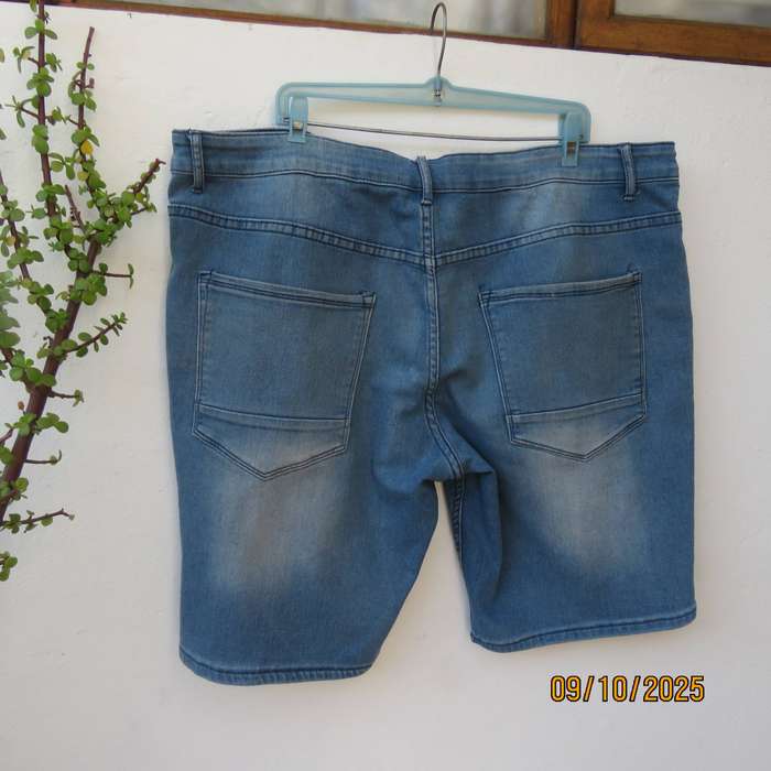 Blue denim polycotton stretch jean shorts in size 42. Decent leg length.