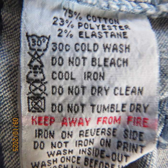 Blue denim polycotton stretch jean shorts in size 42. Decent leg length.