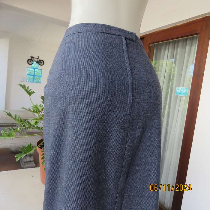 Blue fine check polycotton fully lined pencil skirt. Zip at back.Size 50-26.Owner made.Very good con