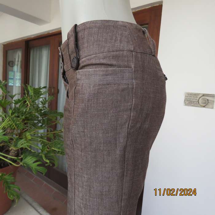 TRUWORTHS fashion pants in polycotton stretch mottled brown-beige fabric.Size 36. Very good cond.
