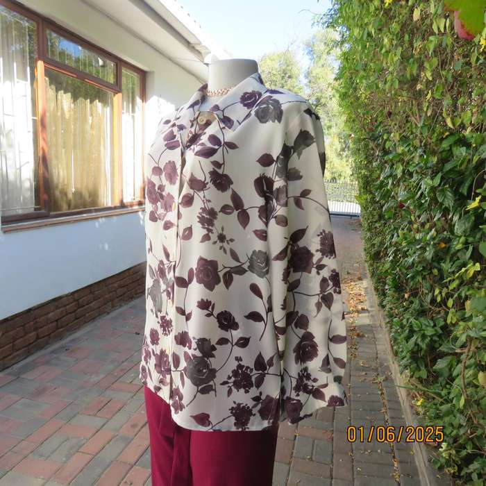 BY DESIGN rich cream long sleeves top  with burgundy-grey roses. Size 38-40