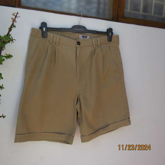 STONE HARBOUR  men's dark khaki chino shorts size 34.Two side pockets.One at back.100%.cotton.As new