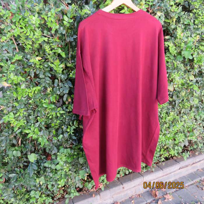 JEEP SPIRIT maroon short sleeve T shirt size 3XL in 100% cotton. As new.