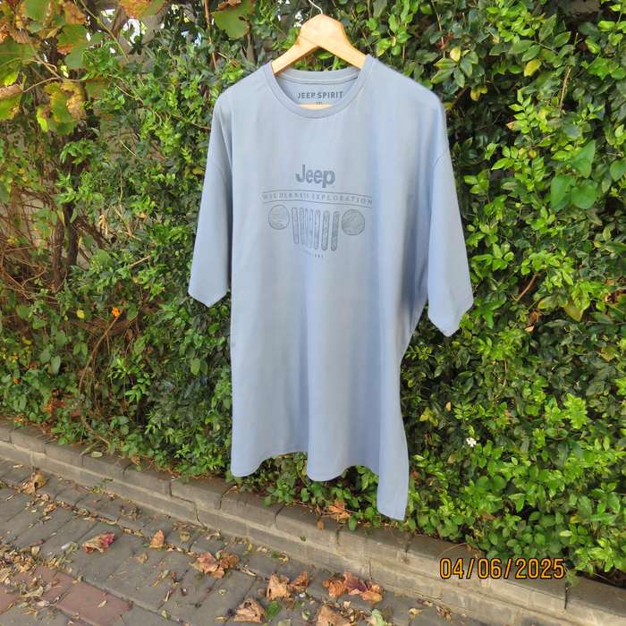 JEEP SPIRIT steel blue cotton short sleeve T shirt size XL. As new