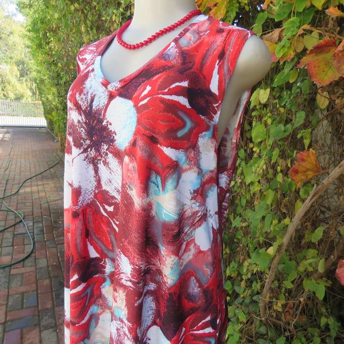 THALI sleeveless loose red-white floral dress -blue accents. Size 42. Lace frilled hem.