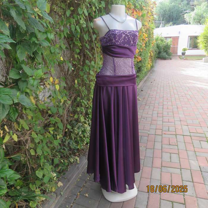 Boutique made purple satin evening dress. Flare bottom. Embroidered top. Size 30