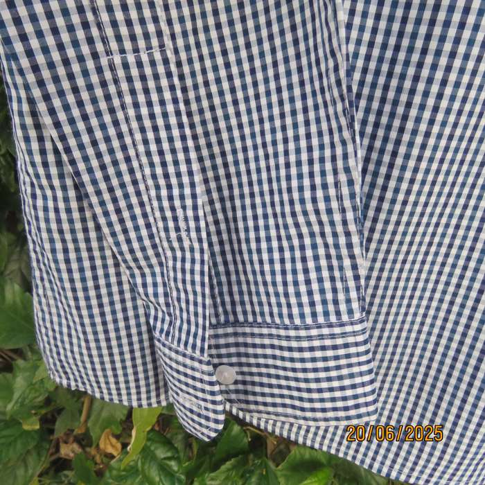 OR long sleeve navy-white check men's shirt in polycotton size medium.