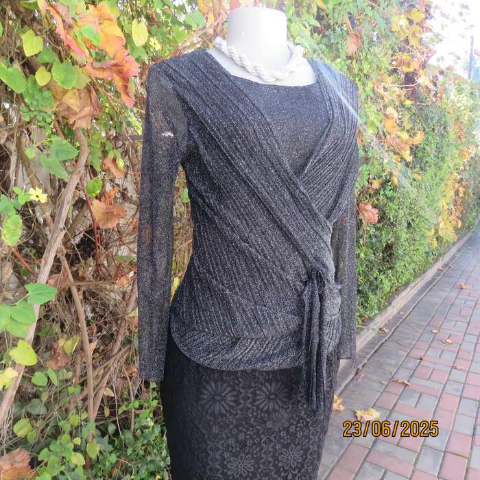Glamour black-silver lame evening long sleeve fold over 2 layer poly-nylon stretch top. Size 34