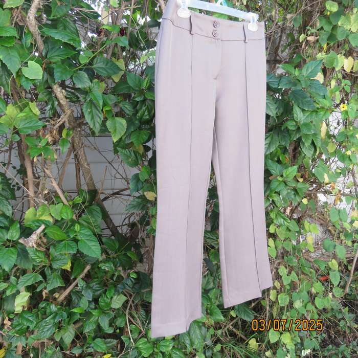 FINNEGANS light brown dress pants size 32. Straight legs. Hight quality