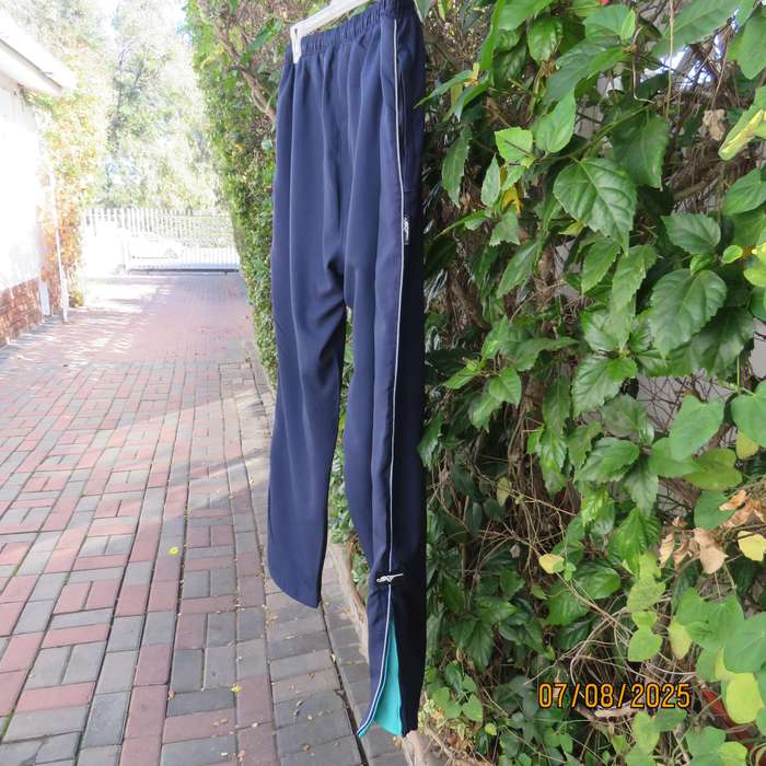 BRT men's navy nylon tracksuit pants with breathing inner. Side pockets. Size XXL.