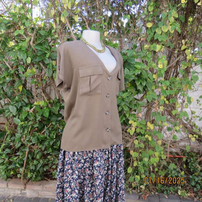 O R cool 100% viscose olive green V neck button down top size 40.