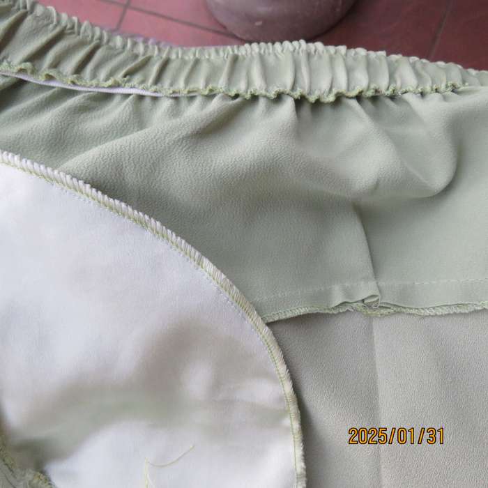 Light Avo Pants with Wide Satin Yoke